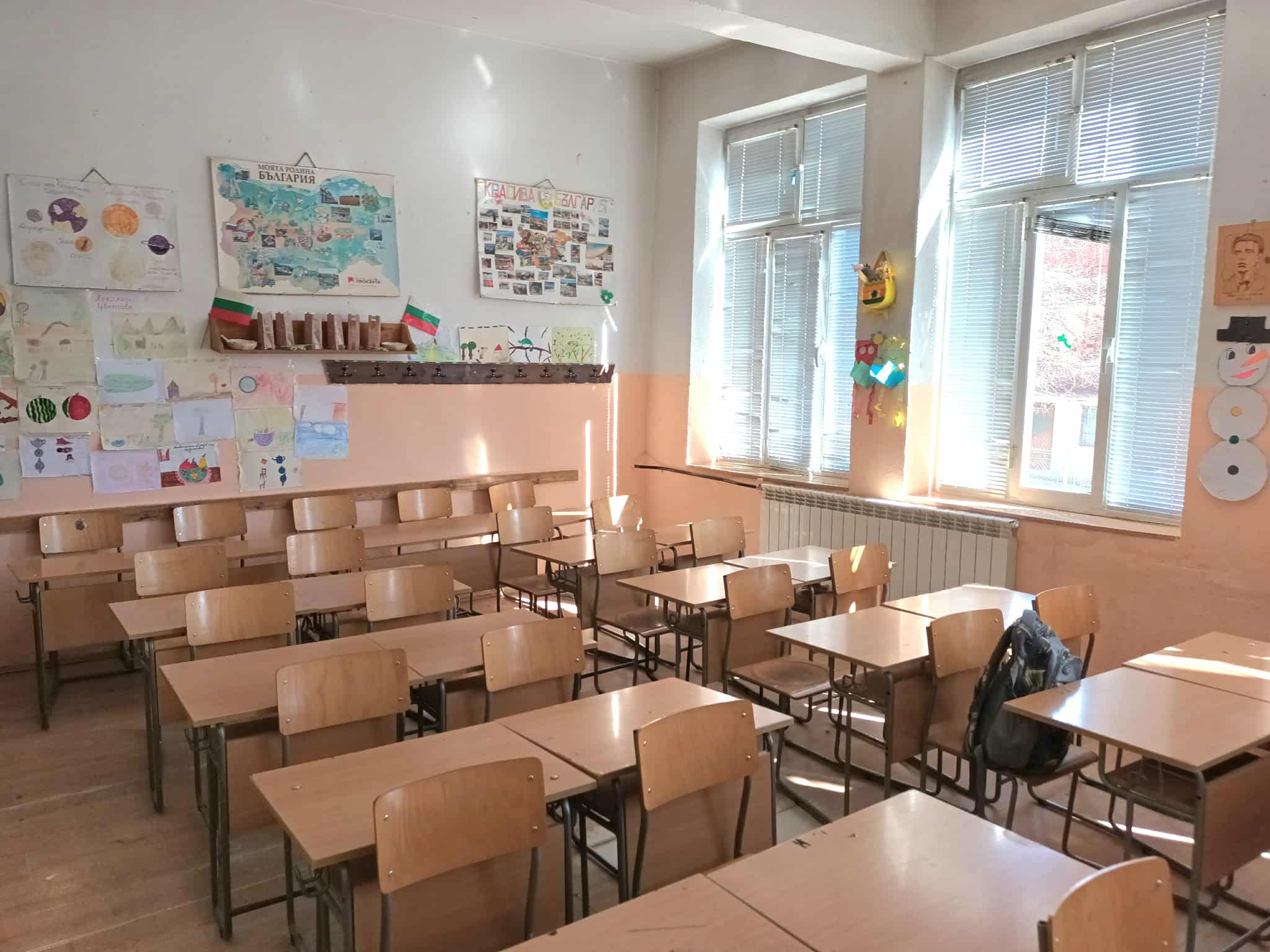 Над 900 са първокласниците през тази учебна година в Пернишко